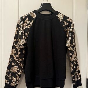 Chloe & Katie Black Crew neck Sweatshirt